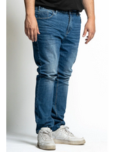 Naložite sliko v pregledovalnik galerije, Jeans hlače za močnejše postave MAXFORT 2490 SW velikosti 60 do 88