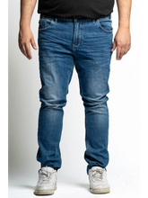 Naložite sliko v pregledovalnik galerije, Jeans hlače za močnejše postave MAXFORT 2490 SW velikosti 60 do 88
